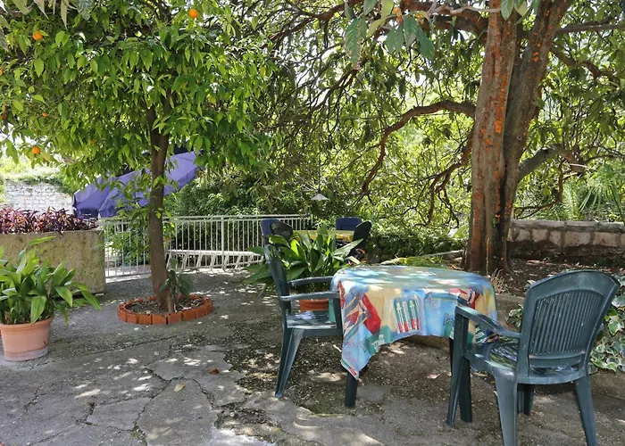 Affittacamere With A Parking Space Trpanj, Peljesac - 10422 3*