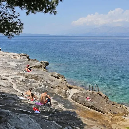 With A Parking Space Trpanj, Peljesac - 10422 Gostinjska kuća Trpanj