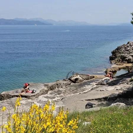 With A Parking Space Trpanj, Peljesac - 10422 Gostinjska kuća Trpanj