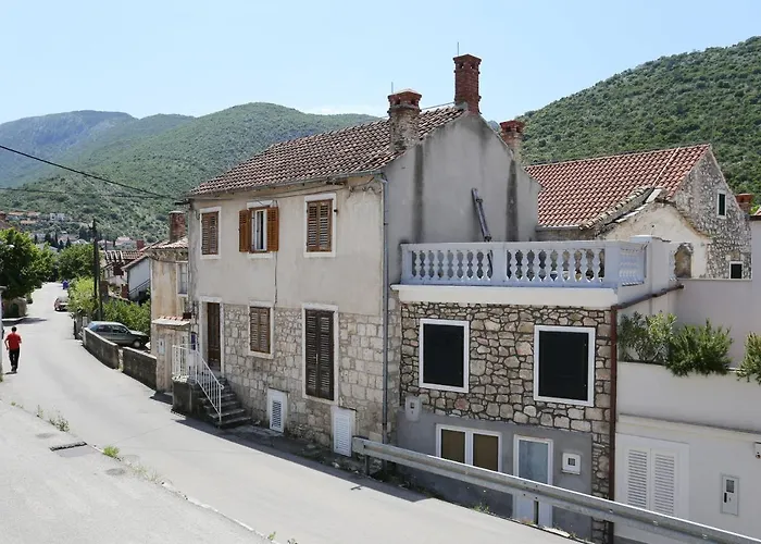 Affittacamere With A Parking Space Trpanj, Peljesac - 10422