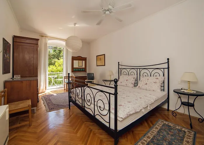 With A Parking Space Trpanj, Peljesac - 10422